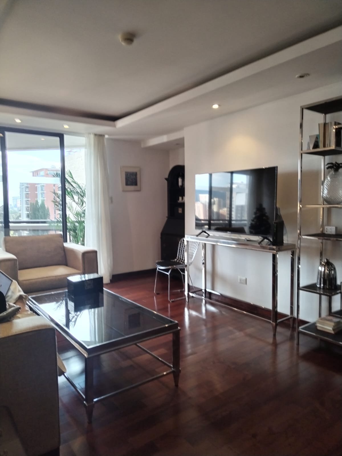 Apartamento en Renta en Edificio Tiffany II zona 10