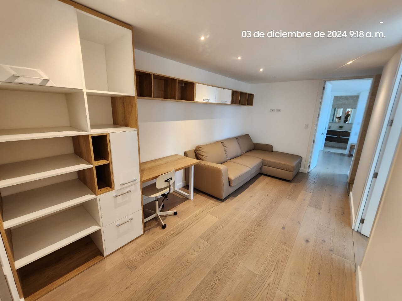 Apartamento amueblado en Venta 3 habitaciones en zona 15 VH1