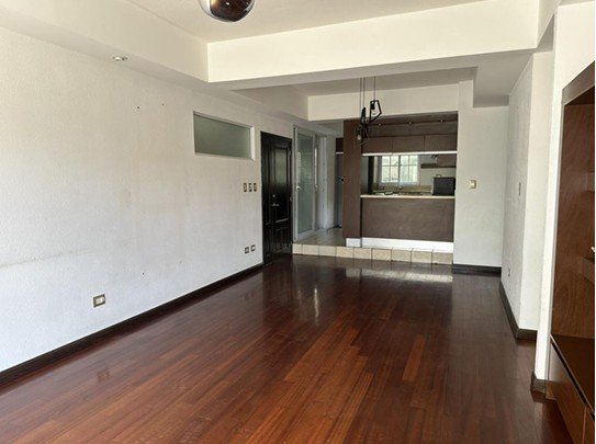 Venta de apartamento en zona 16 con 2 habitaciones y gimnasio