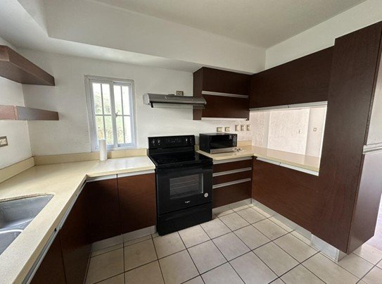 Apartamento en renta 2 habitaciones con linea blanca en z16