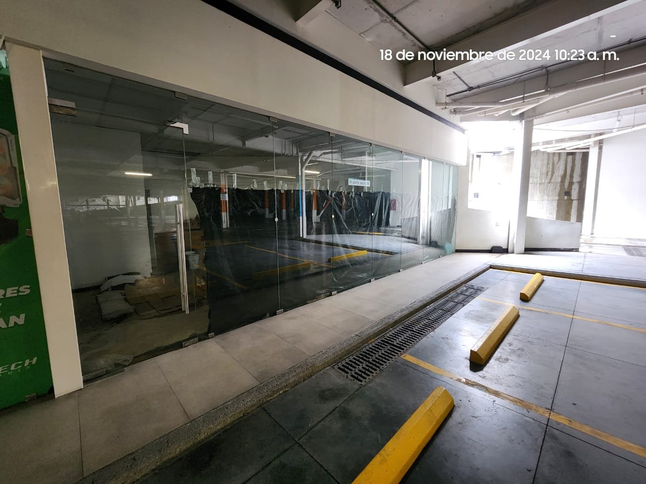 Local en renta en Sótano de Plaza Comercial zona 9