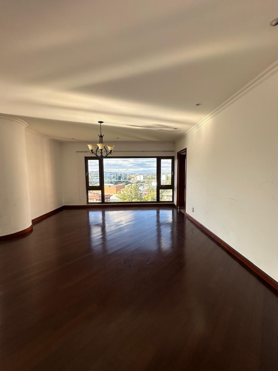 Apartamento en renta de 3 habitaciones