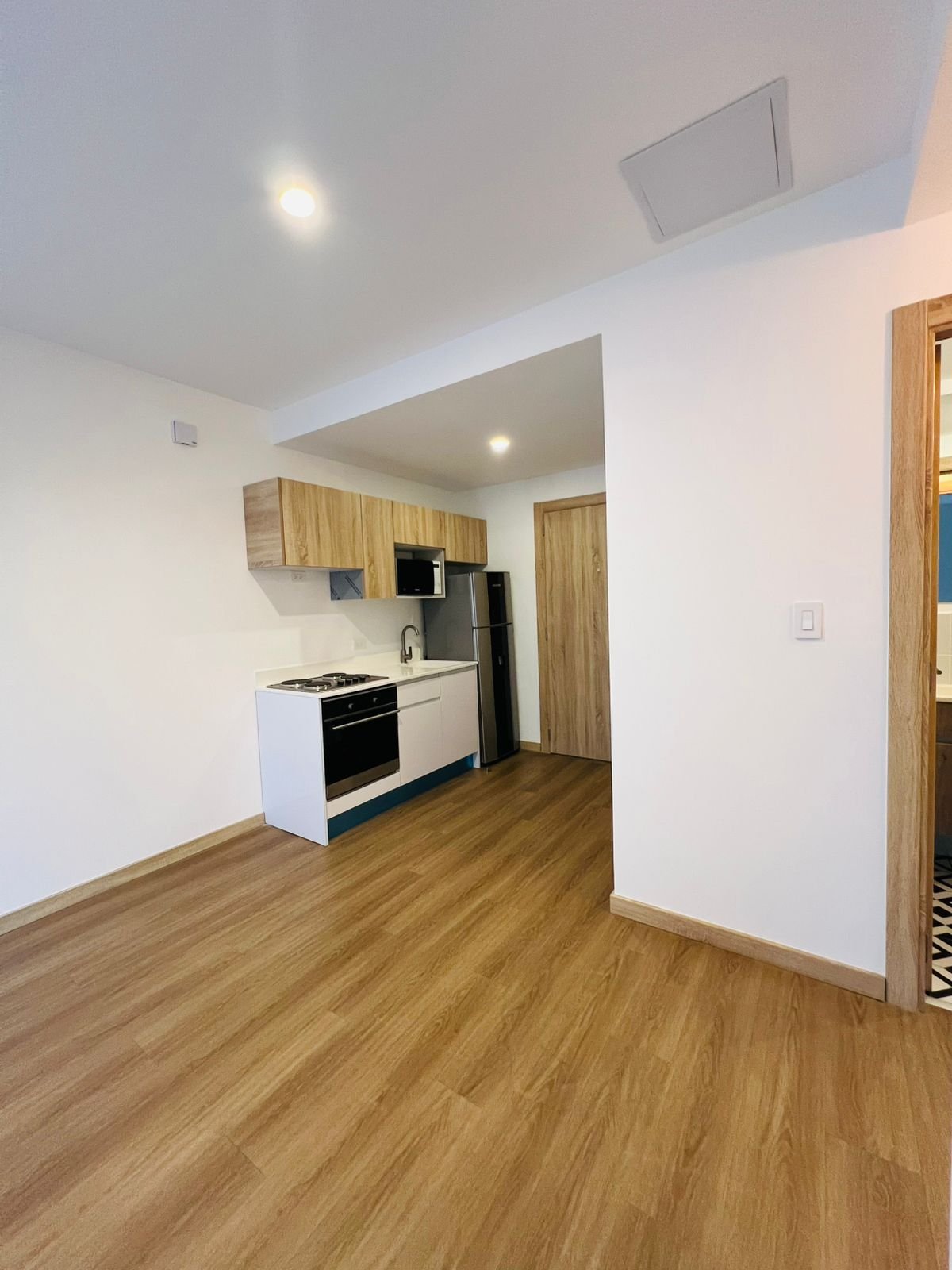 Apartamento en nivel bajo de 1 habitacion en zona 4