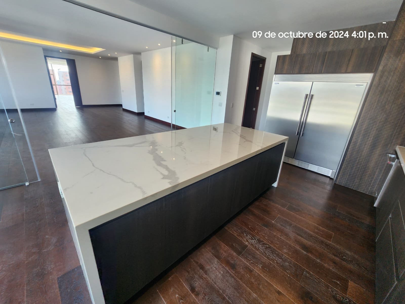 Rento apartamento amueblado 3 habitaciones en zona 14