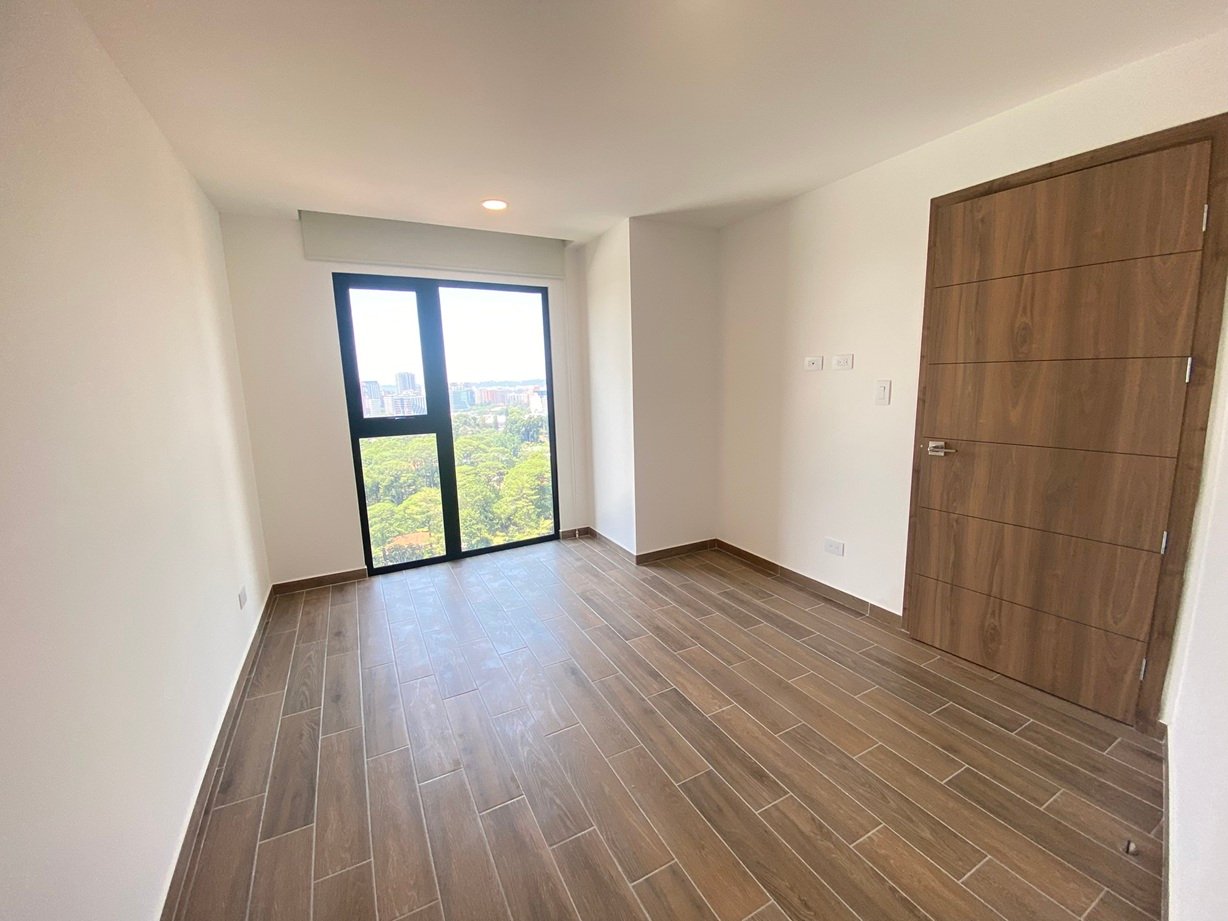 Apartamento en venta 3 habitaciones nivel alto en zona 14