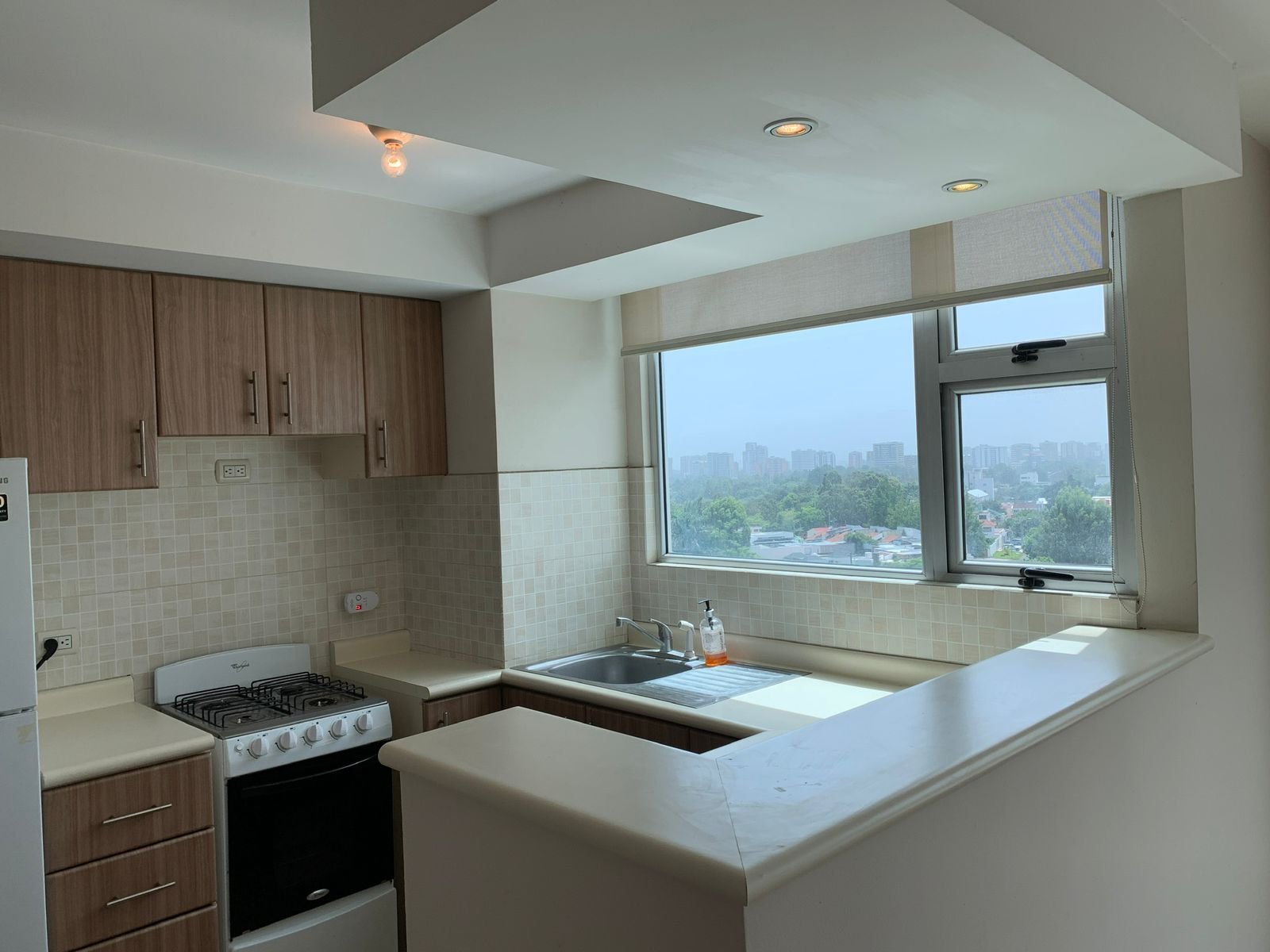 Apartamento en renta con linea blanca y 2 habitaciones en Z14