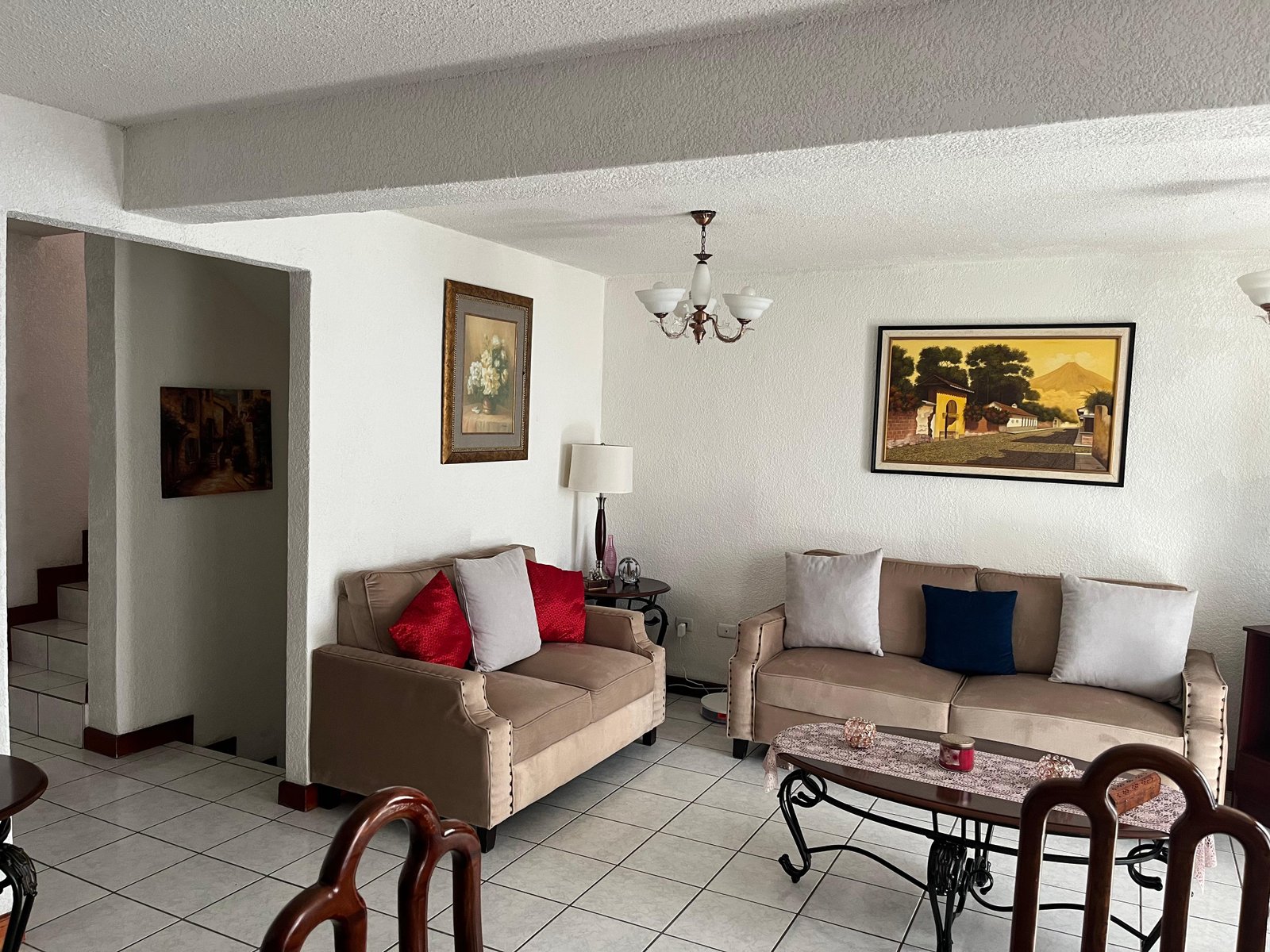 Casa en venta de 3 habitaciones en Z2 con baño de visitas