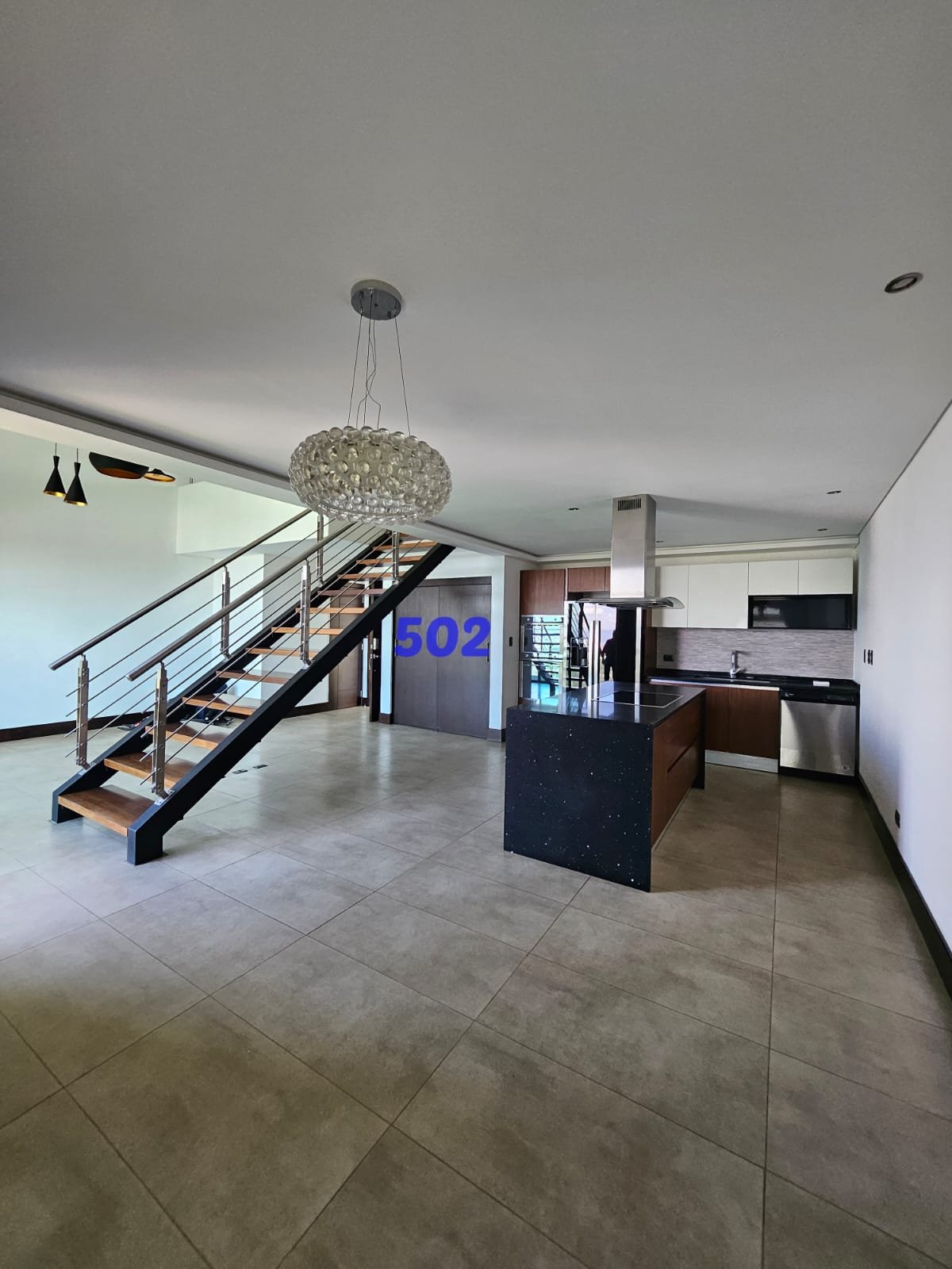 Apartamento en renta Edificio VIU Cayalá zona 16