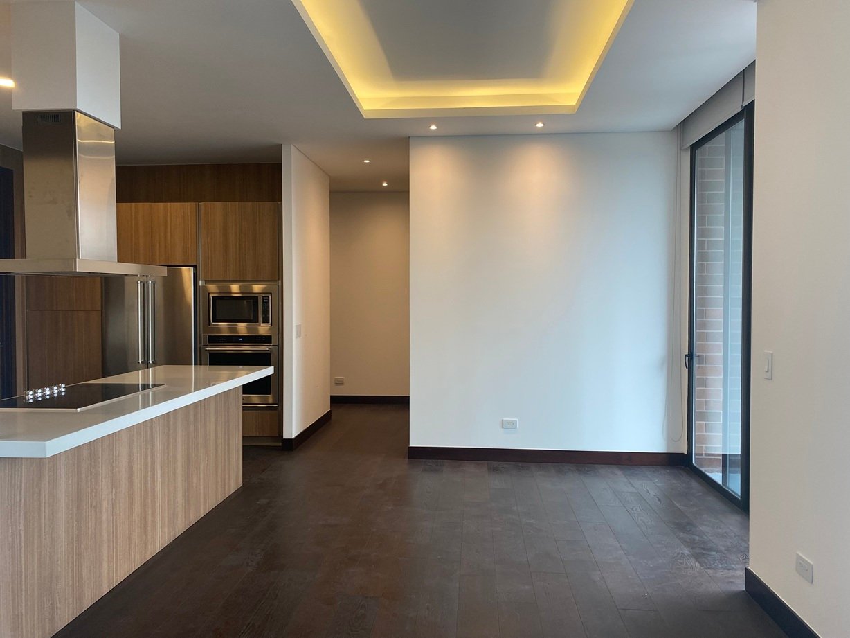 Apartamento en renta de 2 habitaciones en zona 14