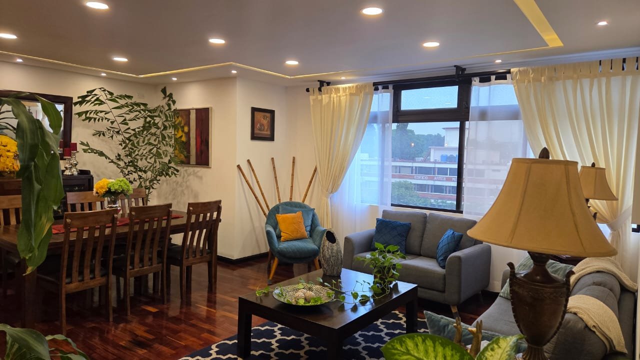 Apartamento en venta a una cuadra de las Americas en zona 14