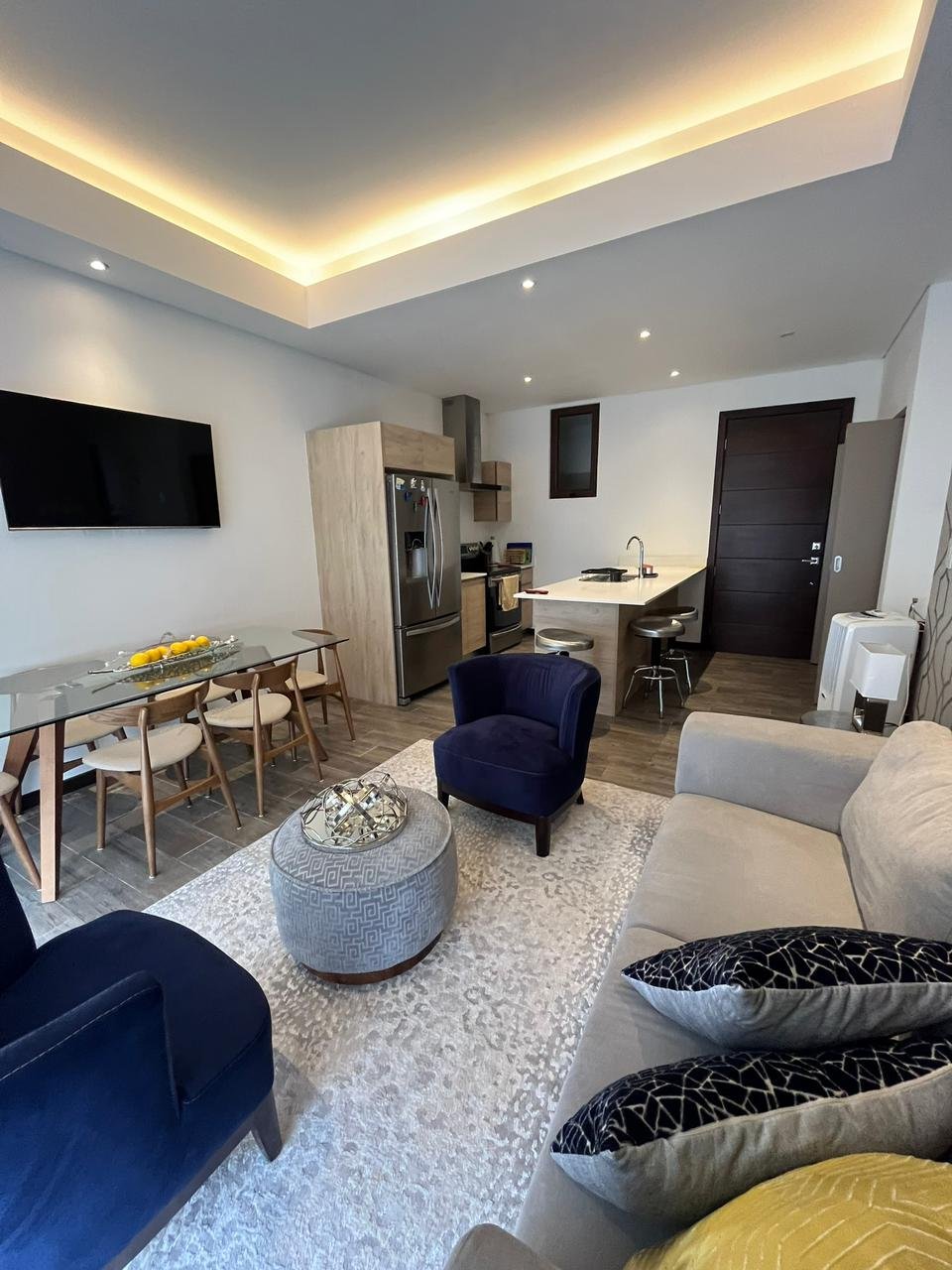 Apartamento en renta Lirios de Cayalá 1 zona 16