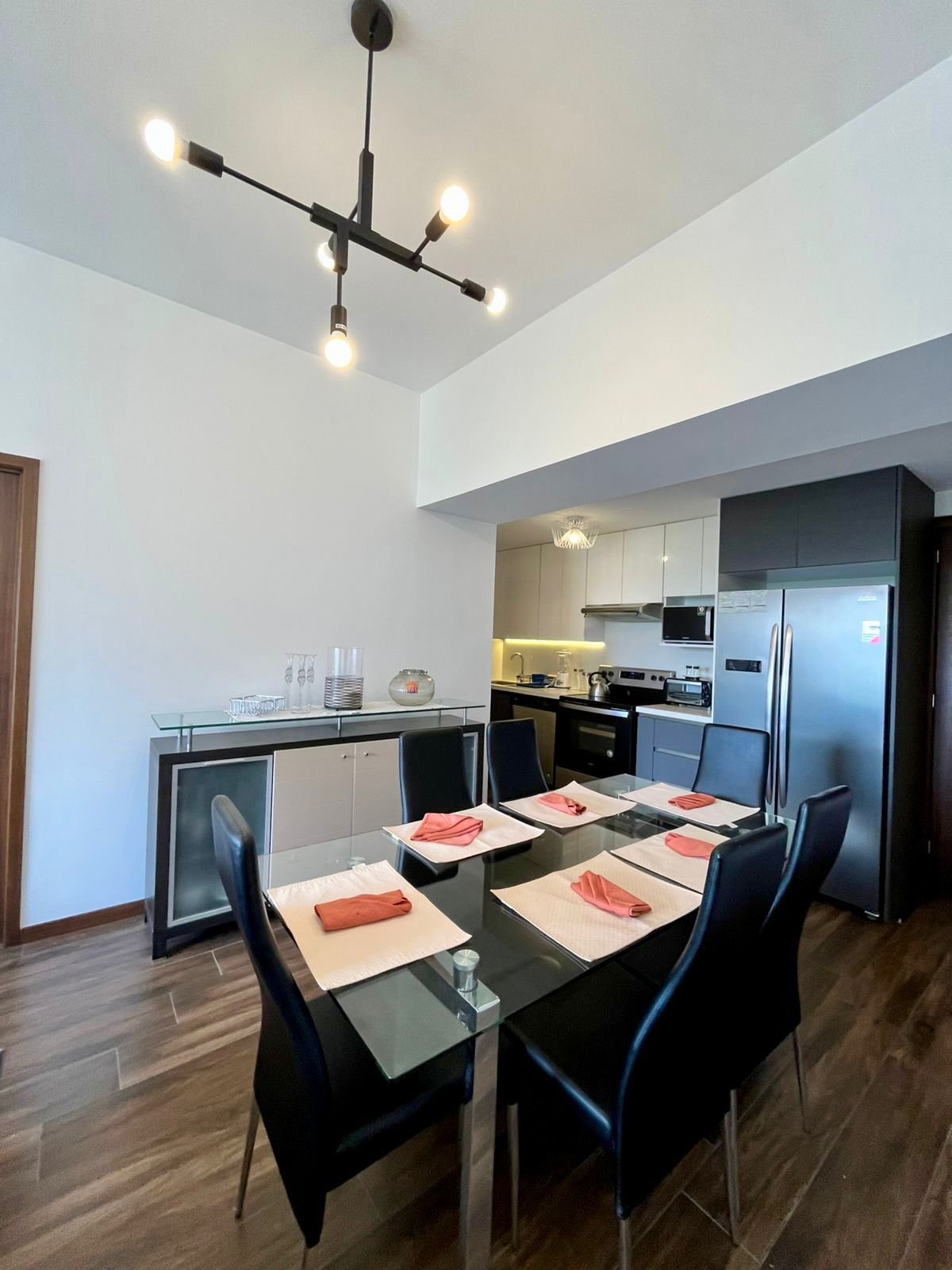 Apartamento equipado de 2 habitaciones en venta zona 10