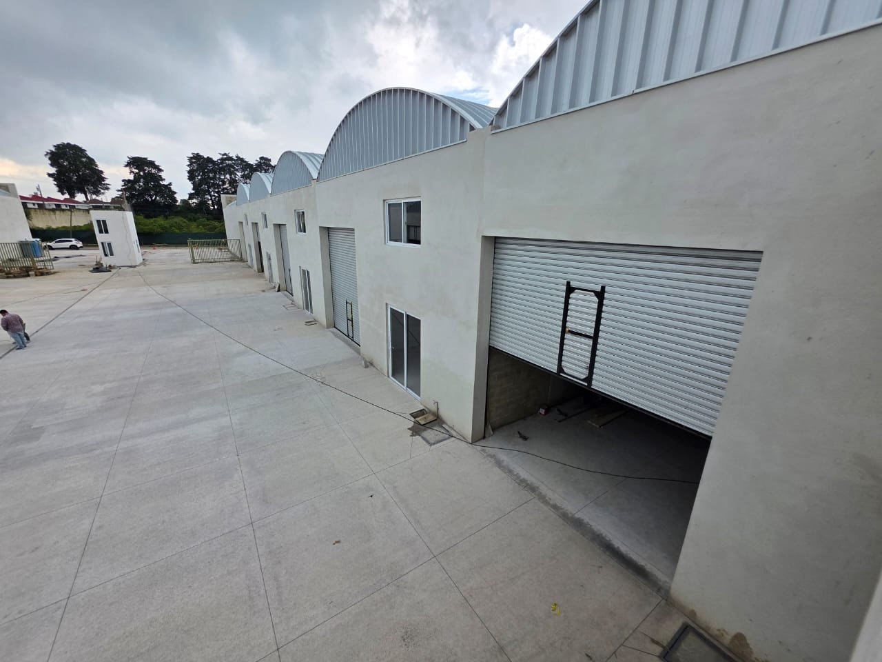 Renta de bodega de 500 metros en Kilometro 15.5 CAES