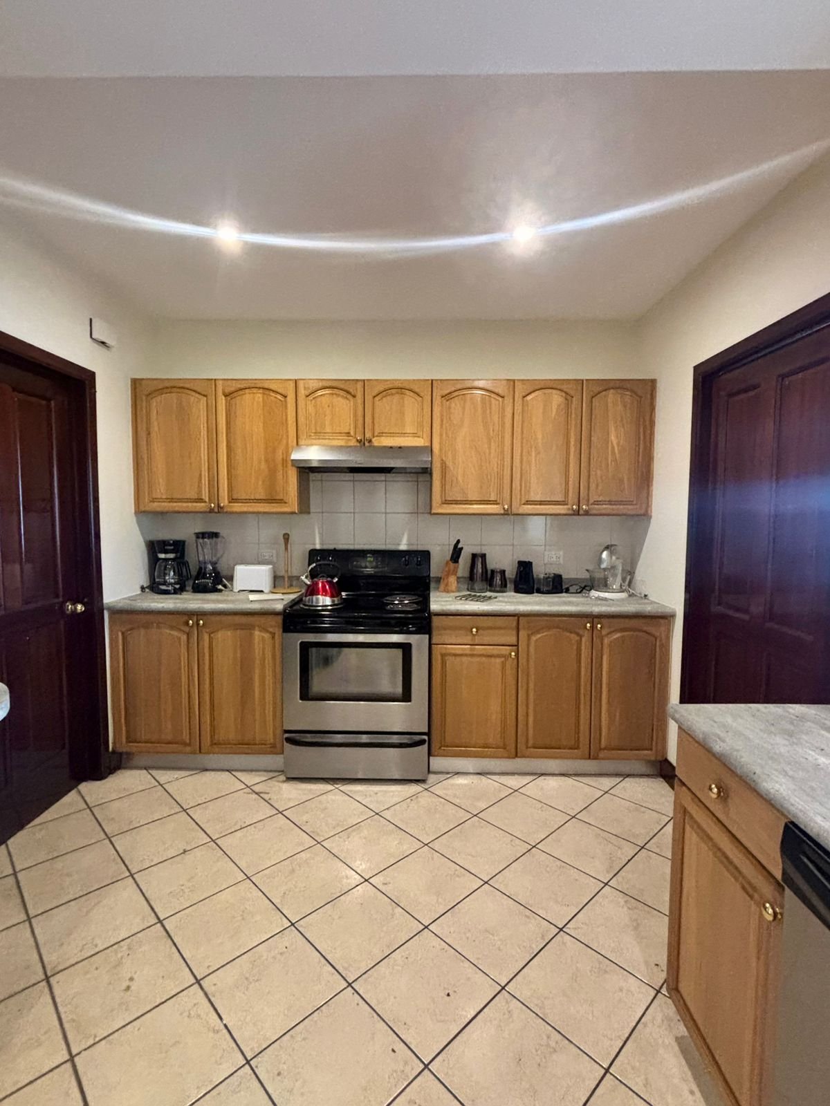 Apartamento amueblado en renta de 3 habitaciones en Z10