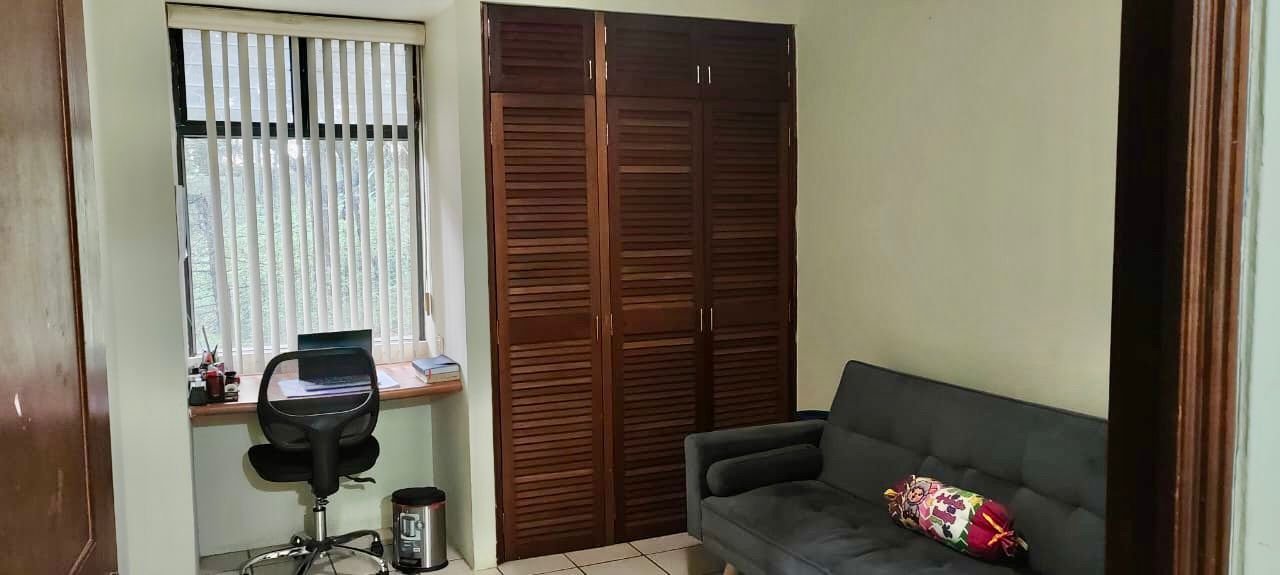 Apartamento en venta de 3 habitaciones en zona 7 de Mixco