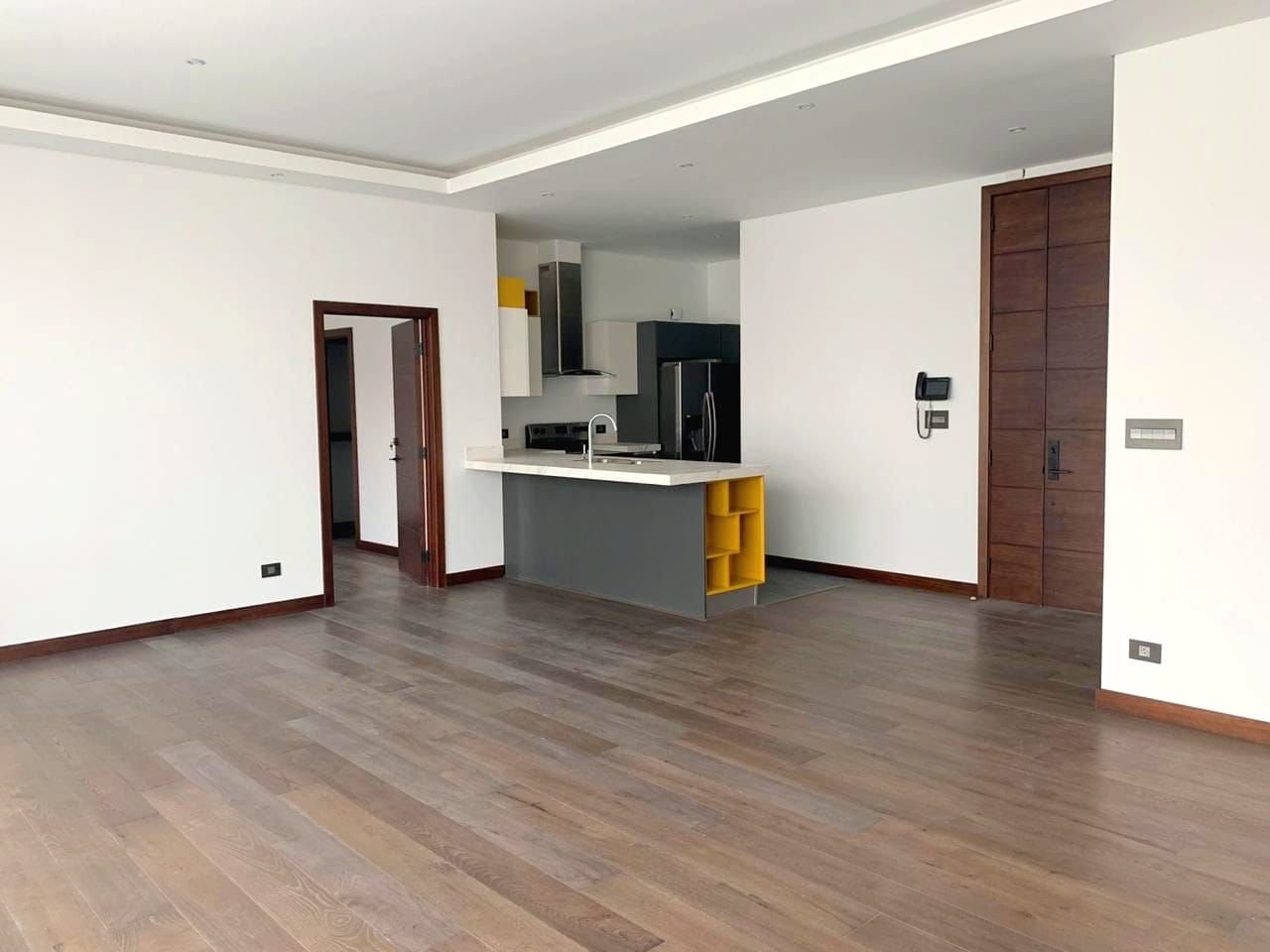 Apartamento en renta con linea blanca de 2 habitaciones Z16
