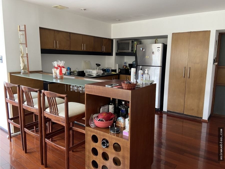 Apartamento en venta nivel medio de 2 habitaciones en zona 13
