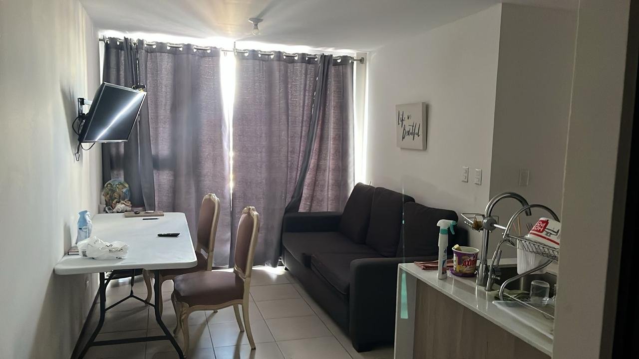 Apartamento en renta de 3 habitaciones y linea blanca en Z11