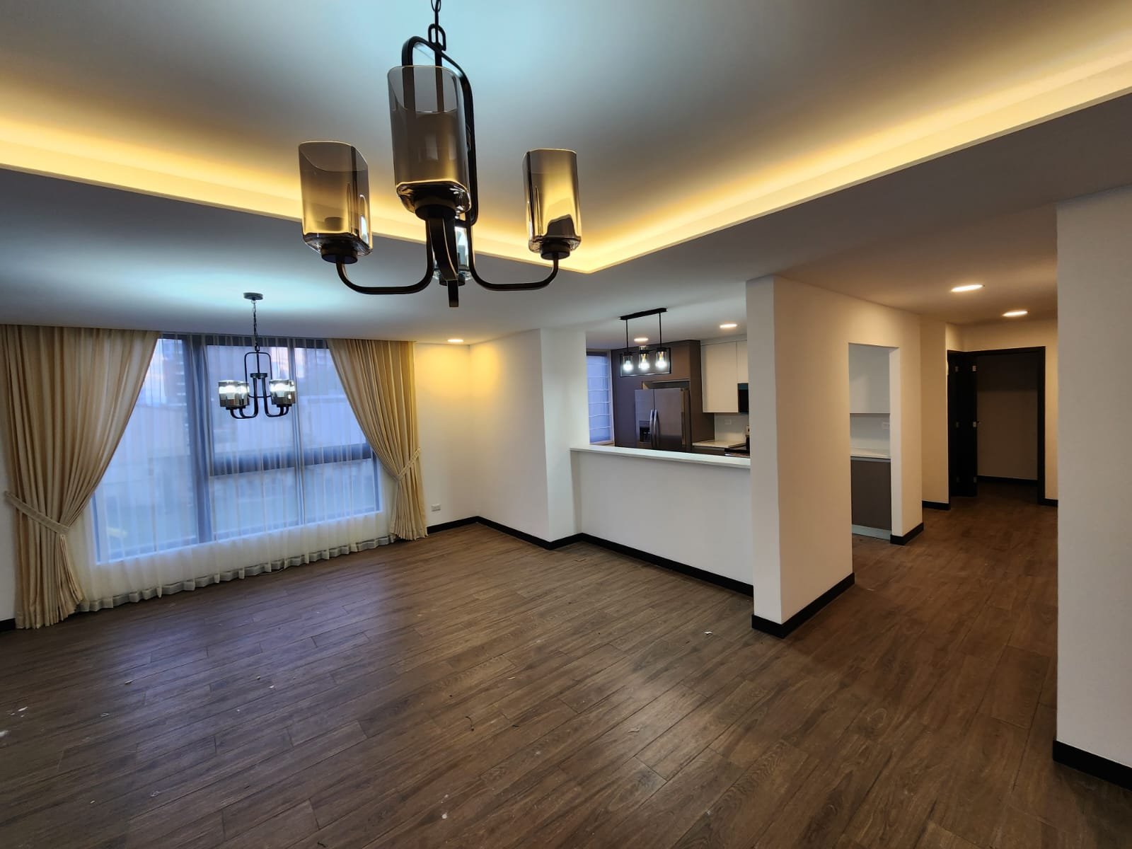 Apartamento con bodega en renta de 3 habitaciones en Z15