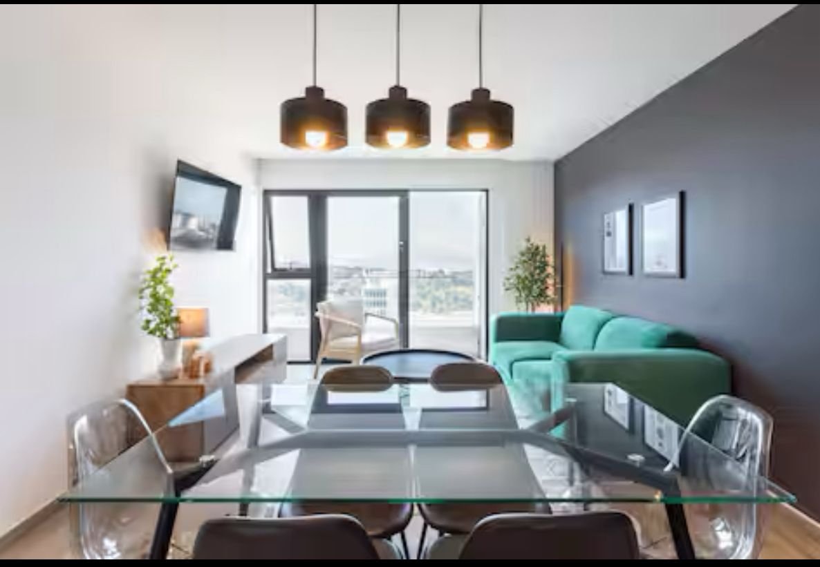 Apartamento en venta amueblado de 3 habitaciones en zona 10