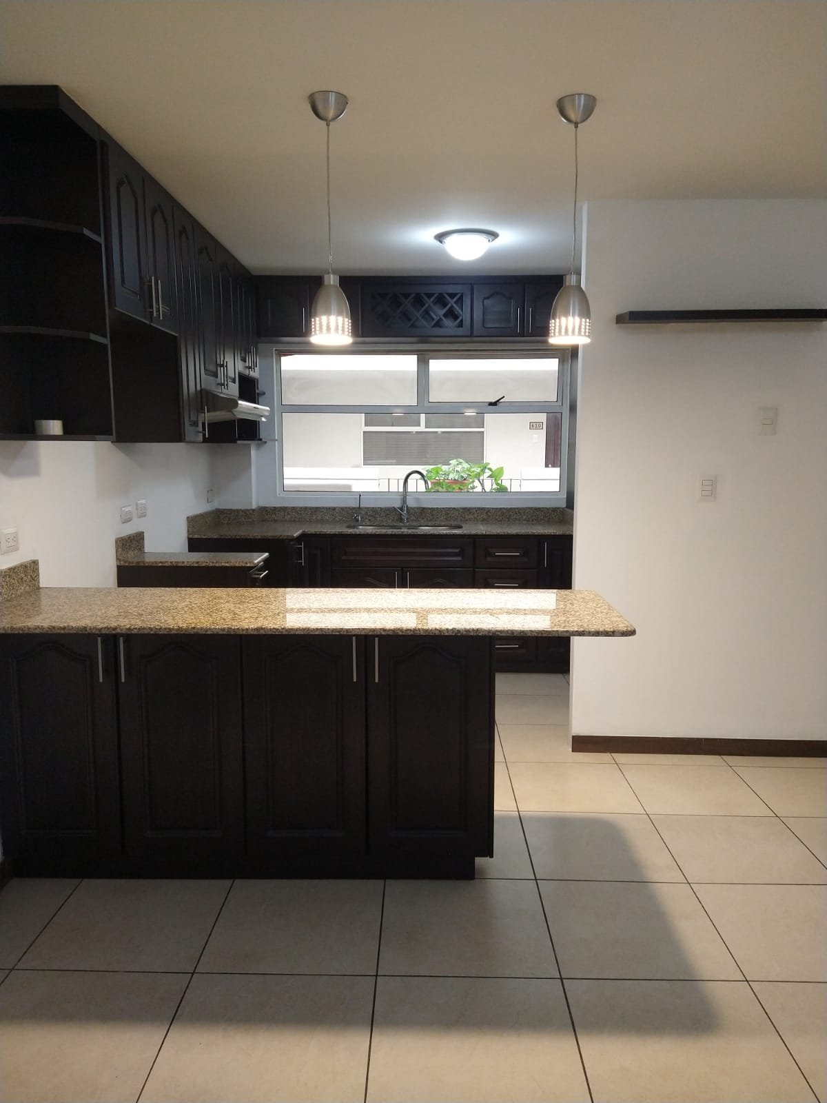 Apartamento en renta de 2 habitaciones y linea blanca en Z11