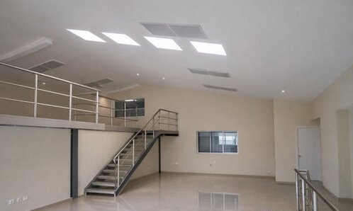 Ofibodega en renta Frente a la Plaza Atanasio Tzul en Z12