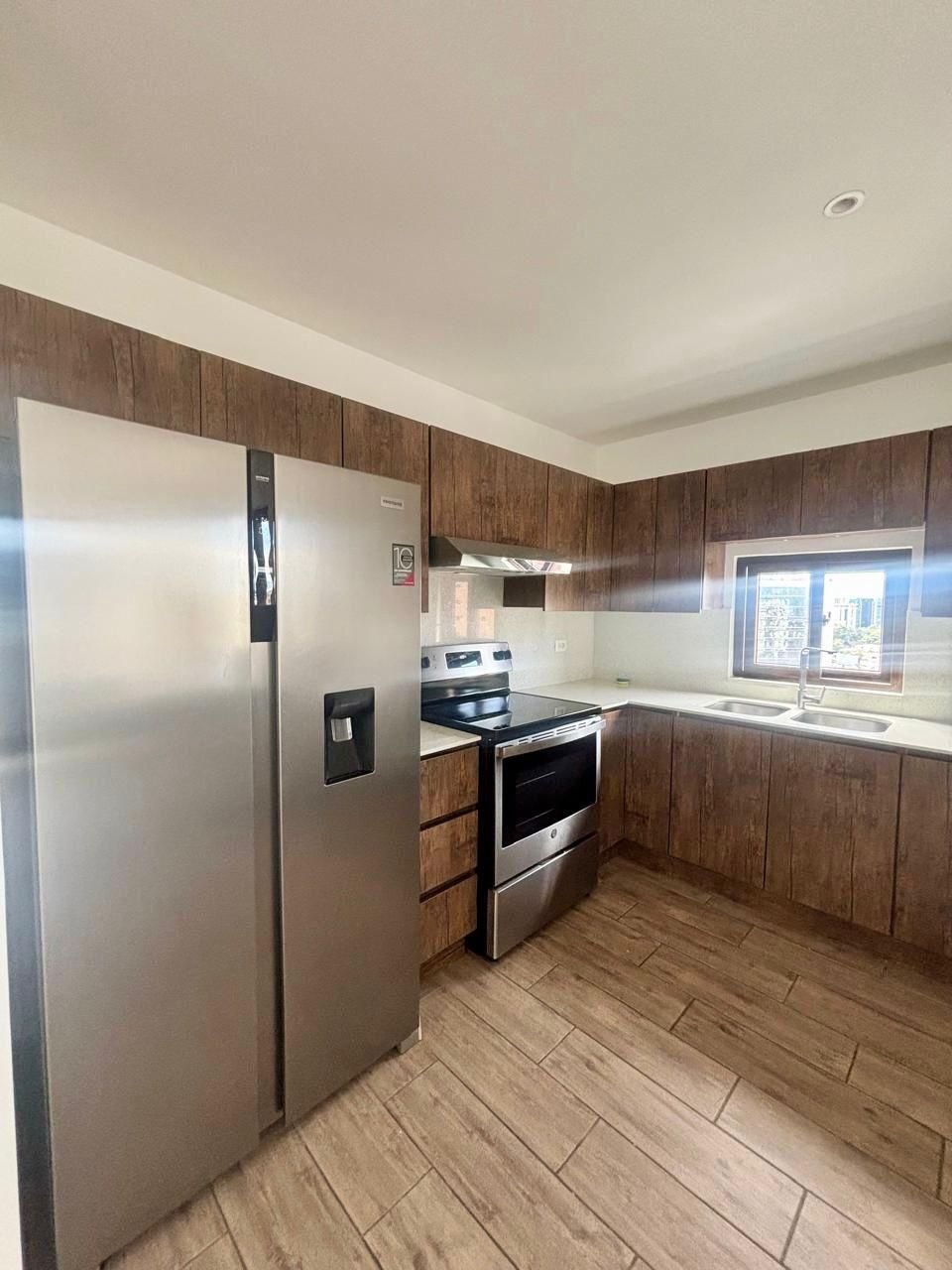 Apartamento en renta con linea blanca de 3habitaciones Z10