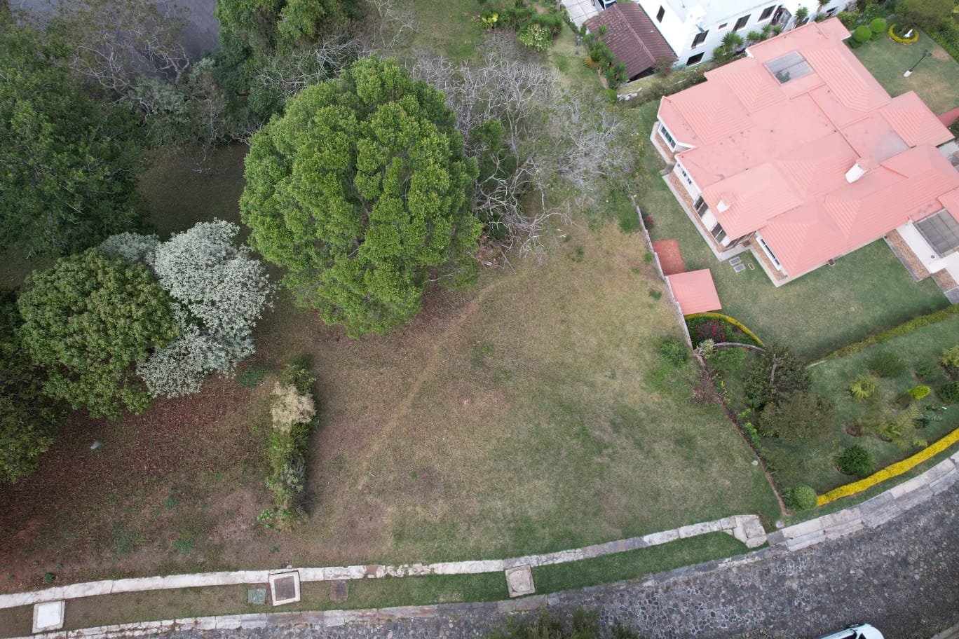 Terreno de 855 metros en venta en San German del Bosque