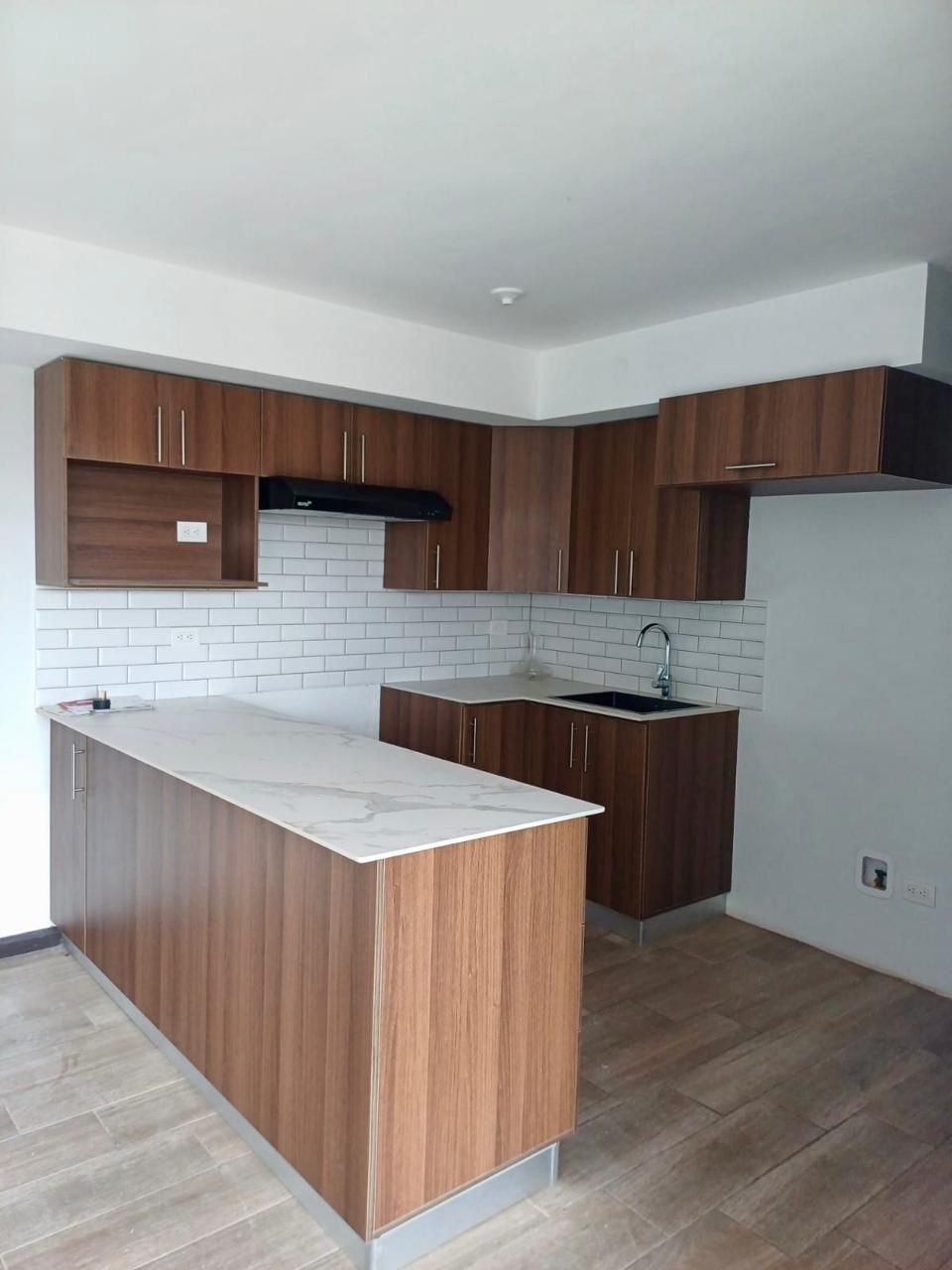Apartamento con jardin en renta 3 habitaciones en KM18.5 CAES