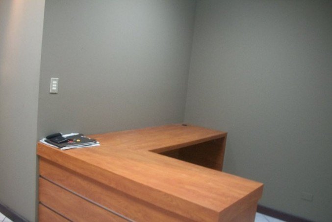 Venta de oficina en Europlaza zona 14