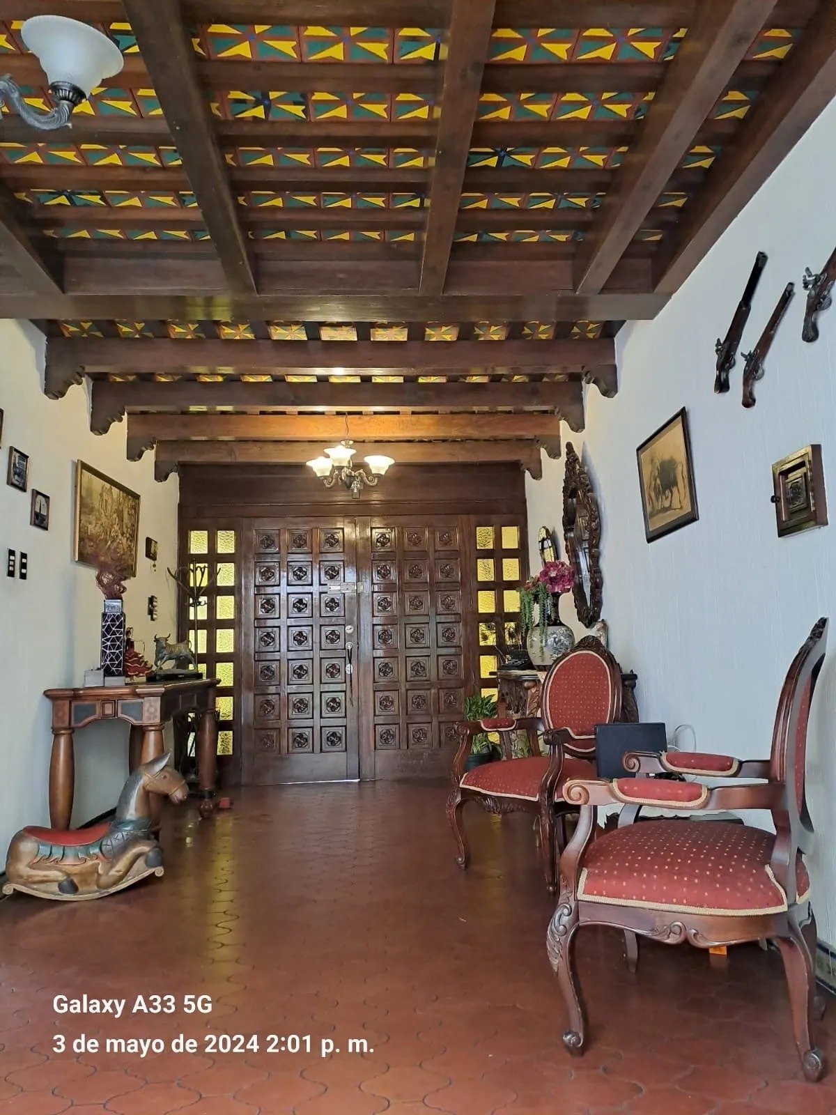 Casa con pérgola en venta de 5 habitaciones en zona 15