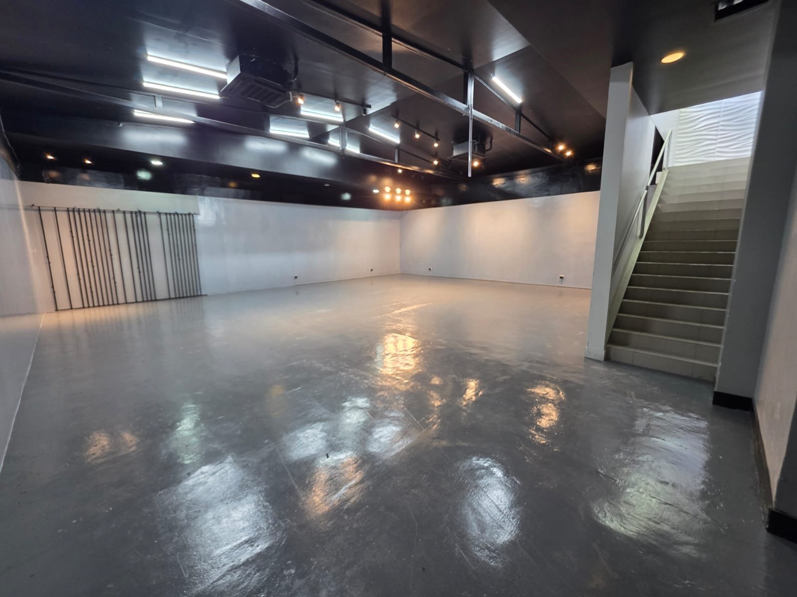 Propiedad ideal para showromm u oficinas en renta en zona 10