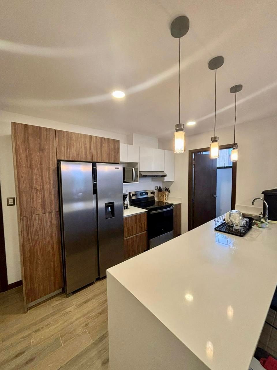 Apartamento amueblado en renta de 2 habitaciones en zona 15