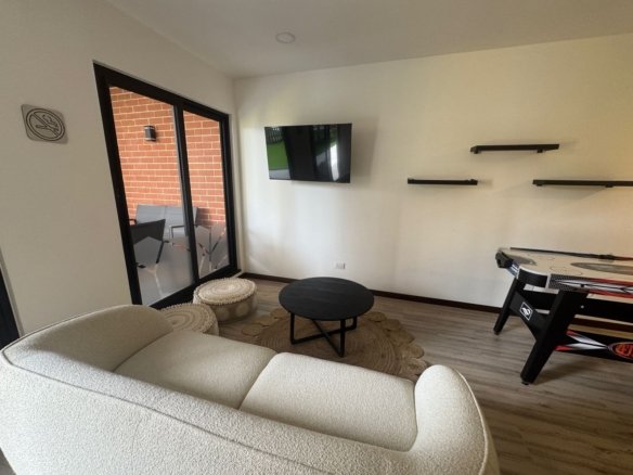 Apartamento para inversión  en zona 10 - 3 habitaciones en Neo 2