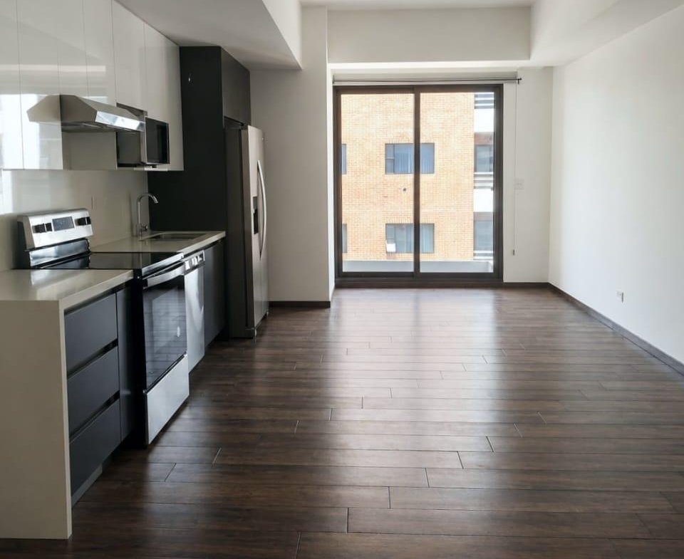 Apartamento en venta en nivel alto en zona 10 -2 habitaciones - Image 1