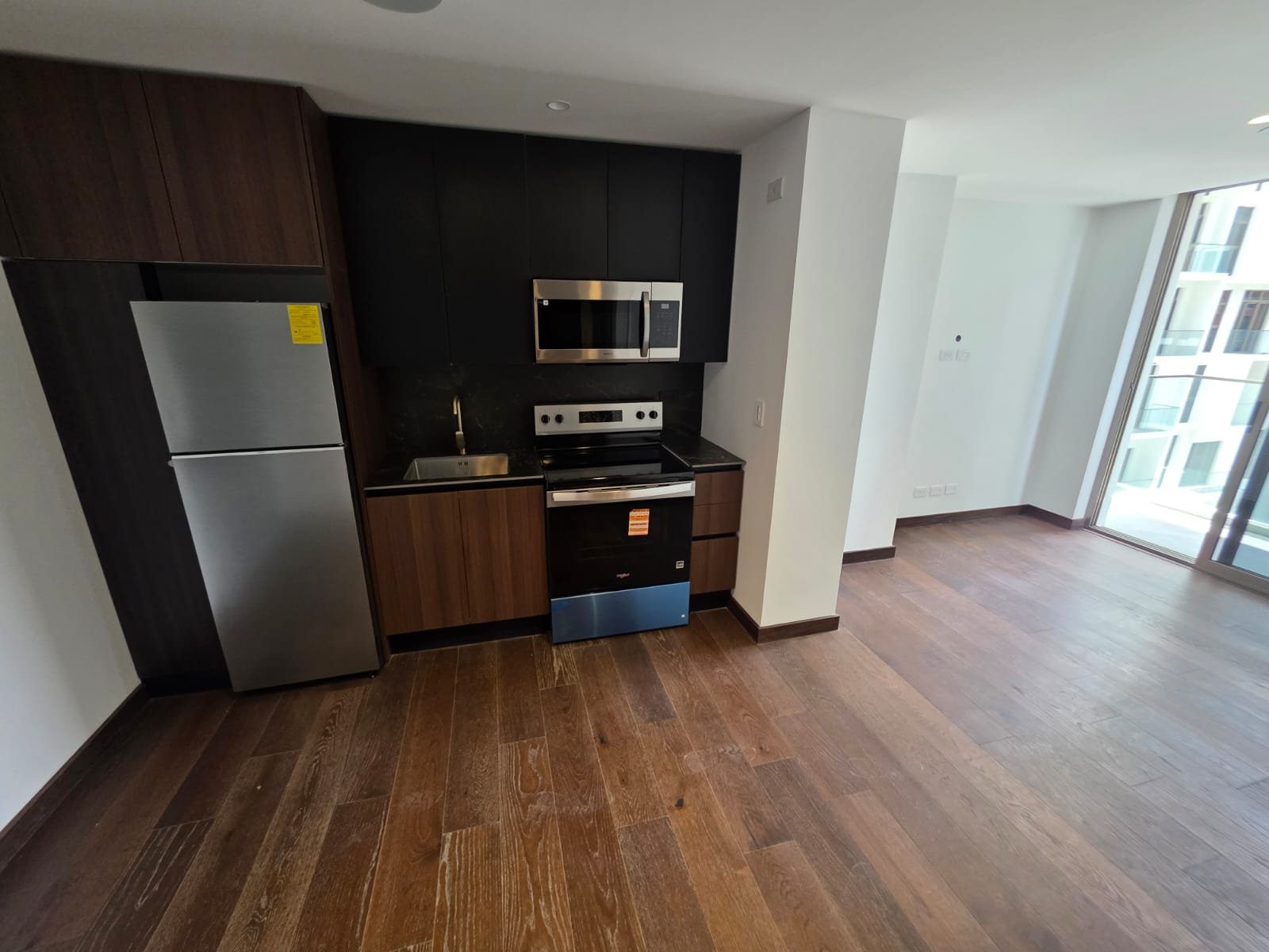 Apartamento en renta de 1 habitacion con gimnasio en zona 10