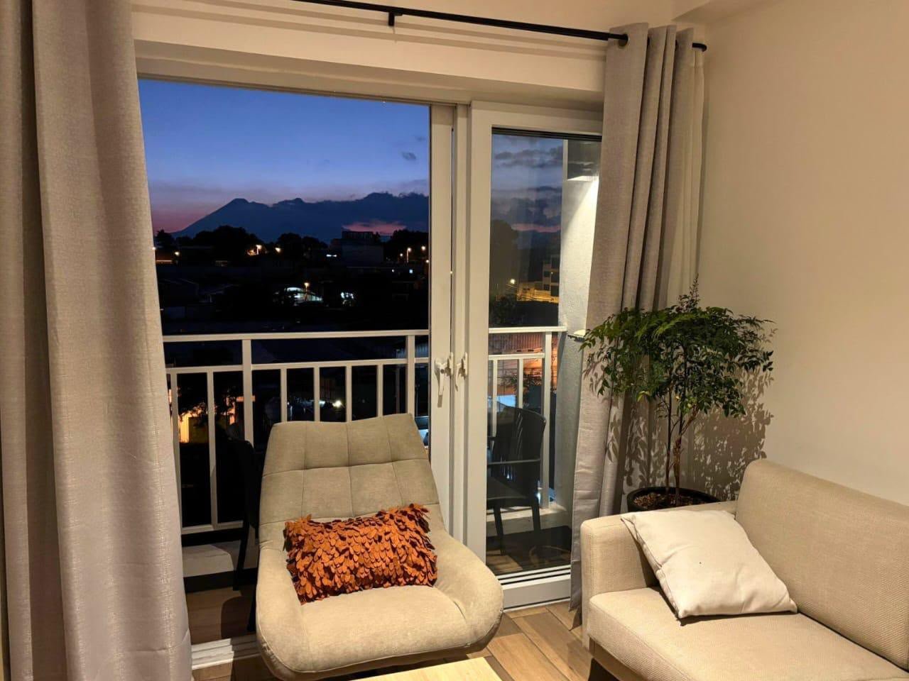 Venta de apartamento en nivel alto -2 habitaciones en zona 13 - Miniatura 7