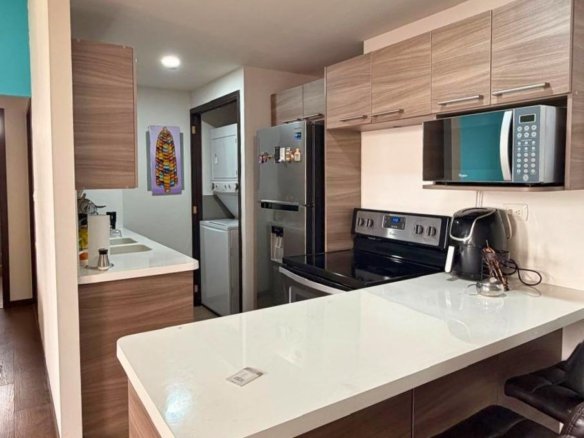 Renta de apartamento amueblado - 2 habitaciones en zona 13 en Casa Américas