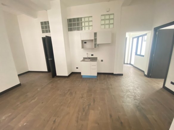 Apartamento en nivel bajo en renta en zona 1 - 3 habitaciones en Elena