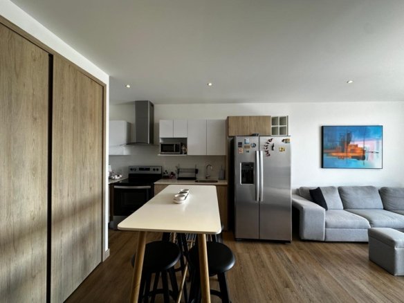 Apartamento en venta en Triva zona 15 - 2 habitaciones