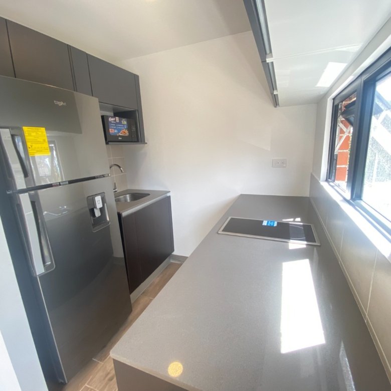 Renta de apartamento tipo estudio en zona 15 - 1 habitacion