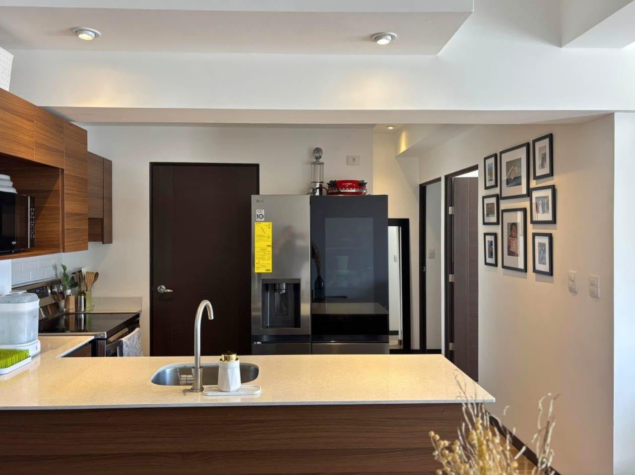 Venta de apartamento en nivel alto -2 habitaciones en zona 13 - Miniatura 2