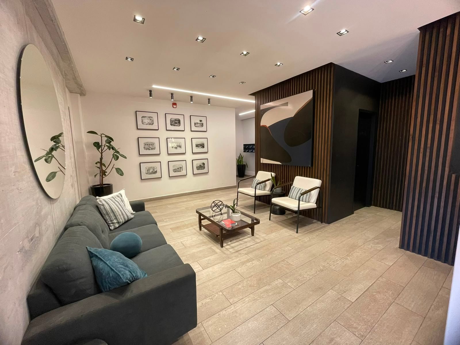 Apartamento en renta con gimnasio – 2 habitaciones en zona 2 – Baldone