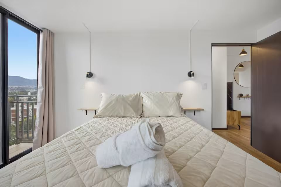 Apartamento amueblado en venta para inversion en zona 11 – Altaire