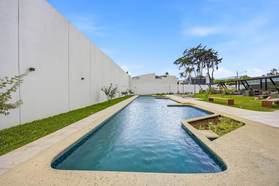 Apartamento amueblado en venta para inversion en zona 11 – Altaire