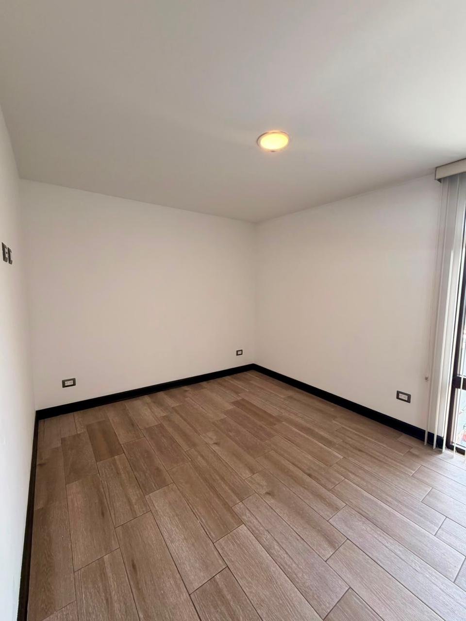 Apartamento en Edificio Tres 15, Zona 13 – 2 habitaciones