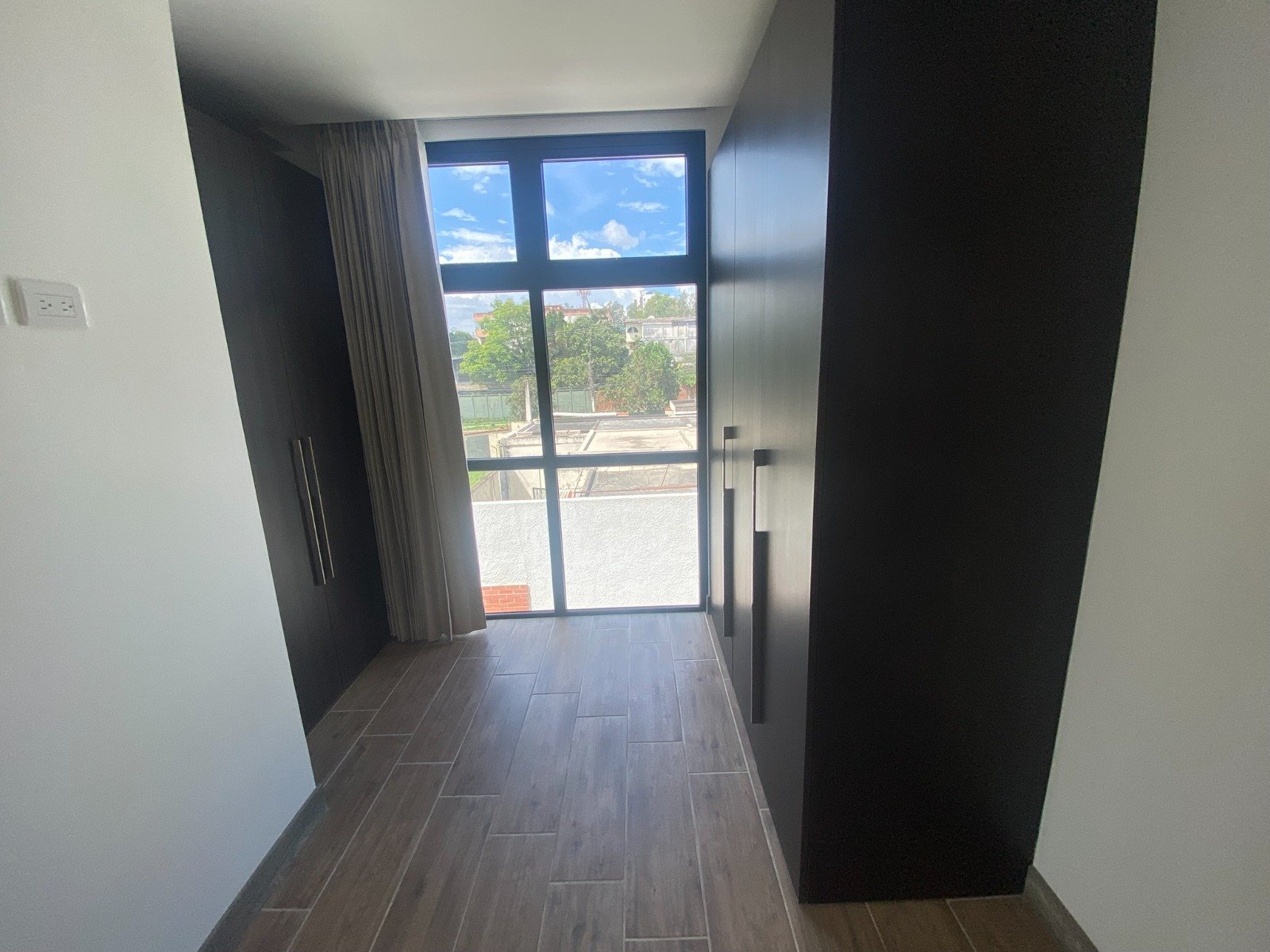 Renta de apartamento tipo estudio en zona 15 – 1 habitacion