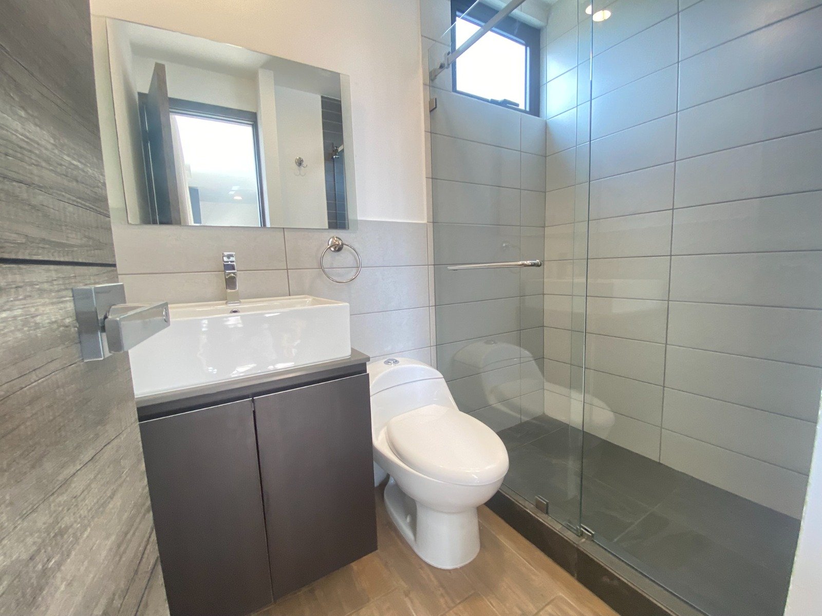 Renta de apartamento tipo estudio en zona 15 – 1 habitacion