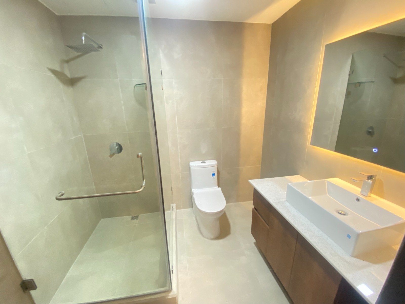 Apartamento en renta en zona 14 – nivel alto 2 habitaciones - Miniatura 6
