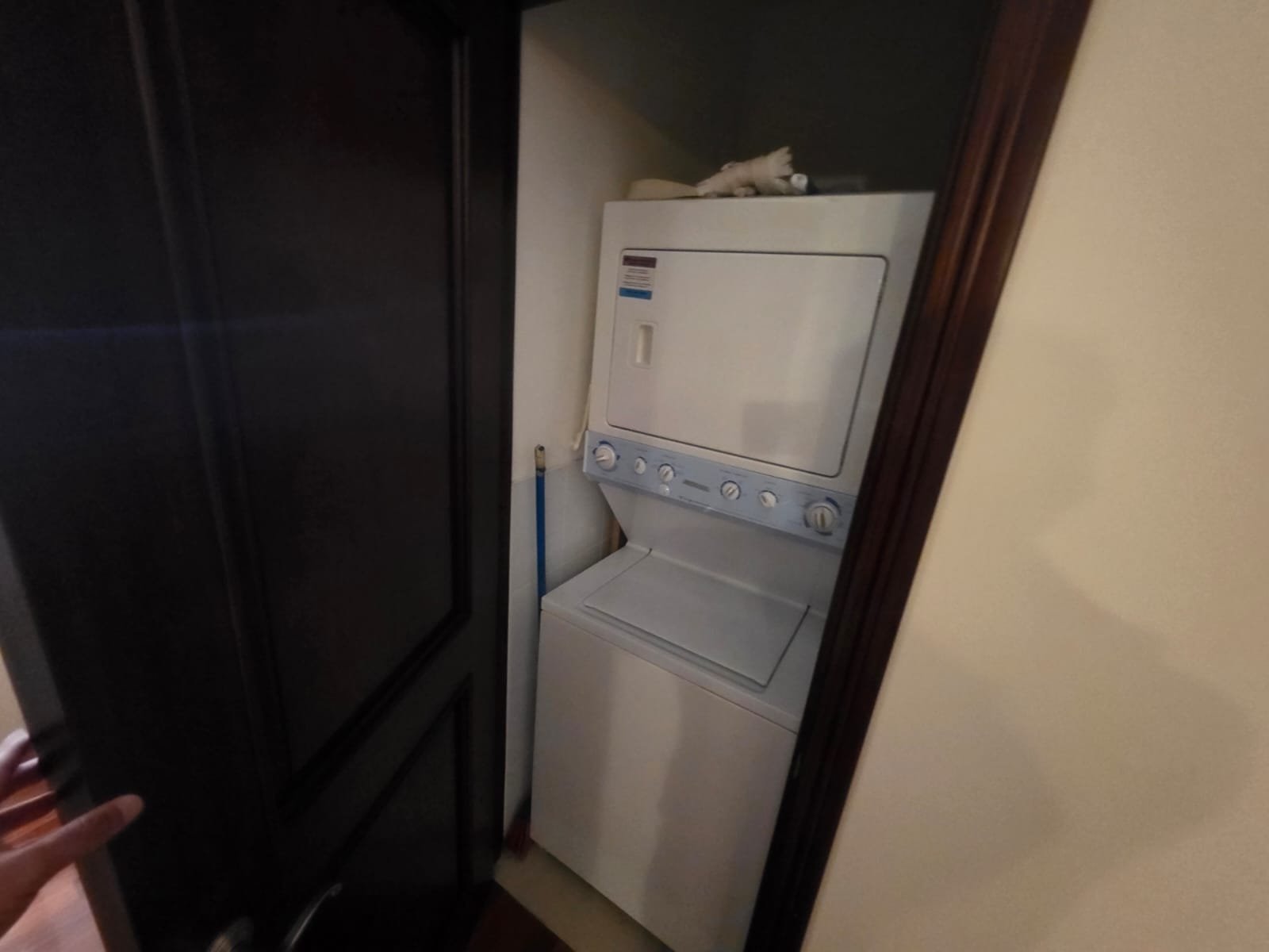 Apartamento amueblado con terraza de 1 habitacion en zona 14 - Miniatura 10